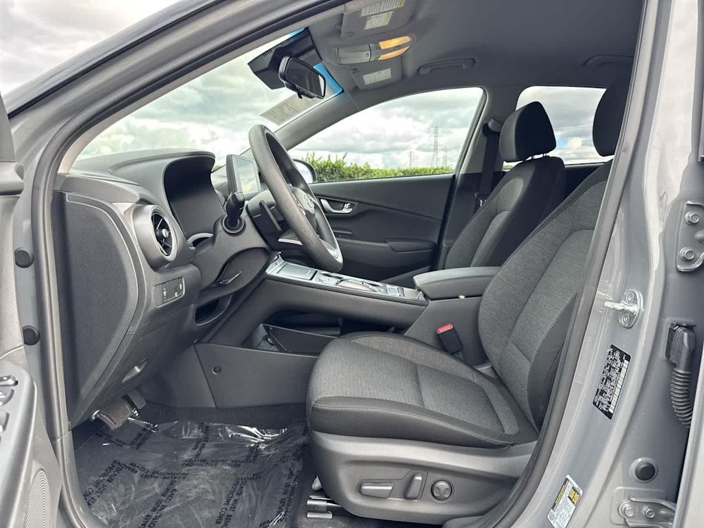 Thumbnail: 2023 Hyundai Kona - 9