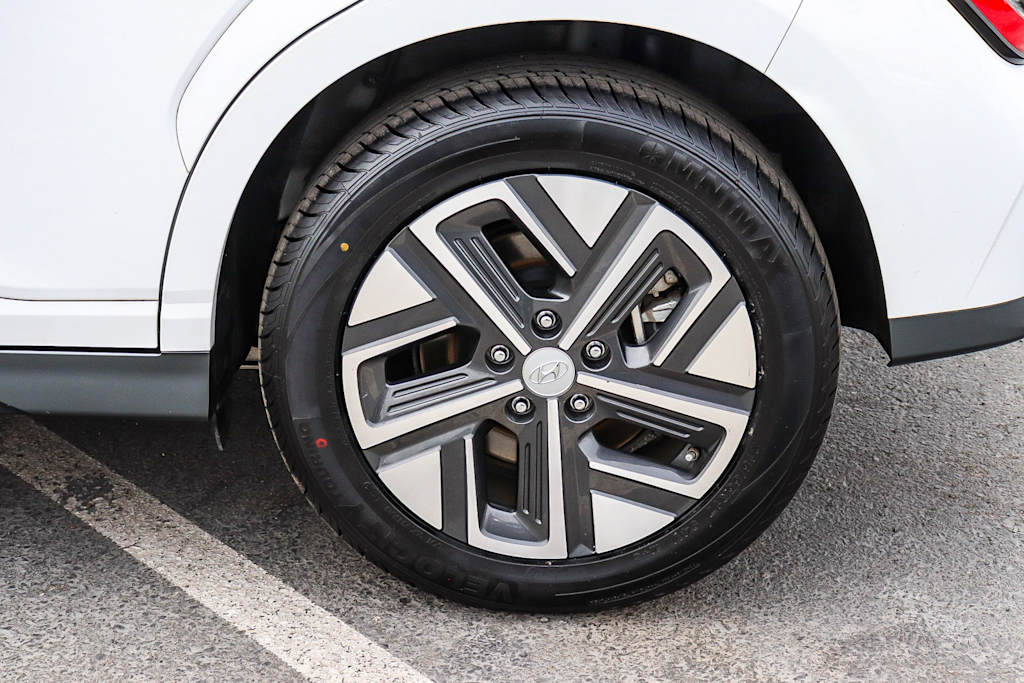 Thumbnail: 2023 Hyundai Kona - 5