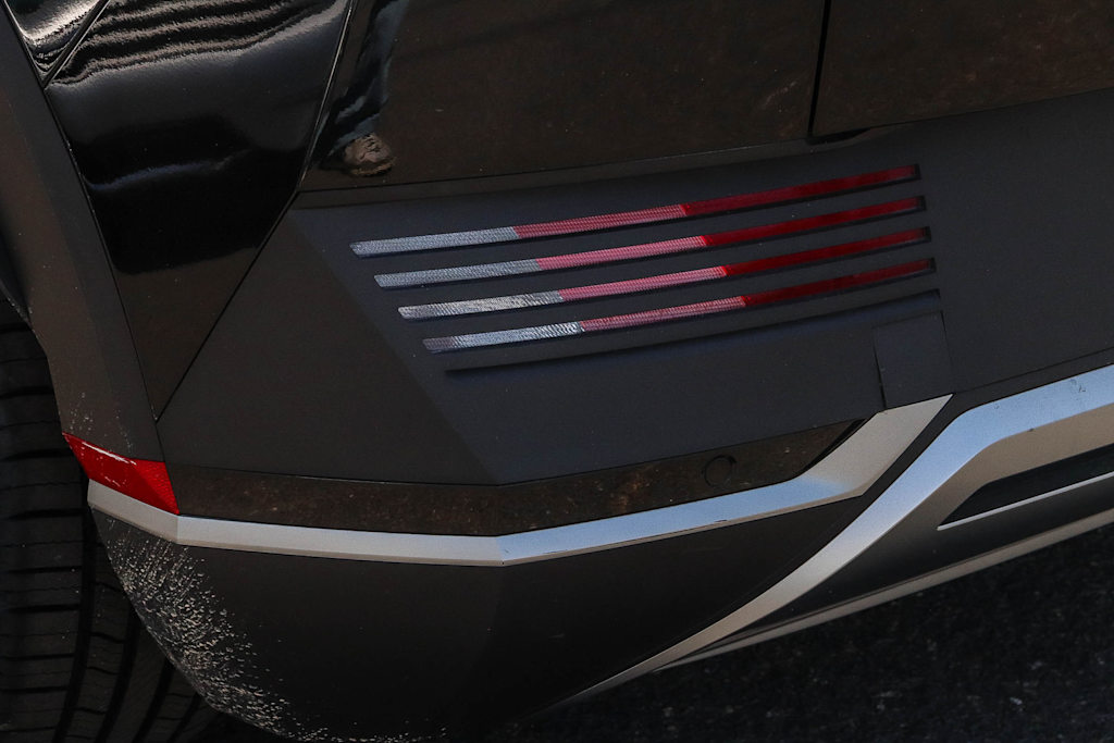 Thumbnail: 2024 Hyundai Ioniq 5 - 16