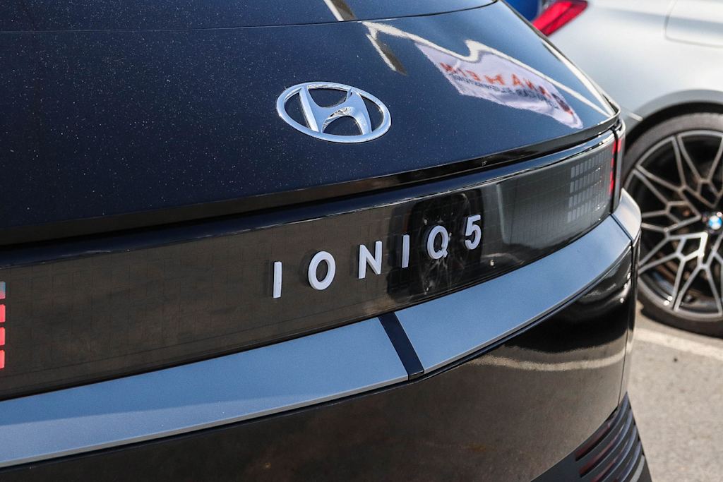 Thumbnail: 2024 Hyundai Ioniq 5 - 19