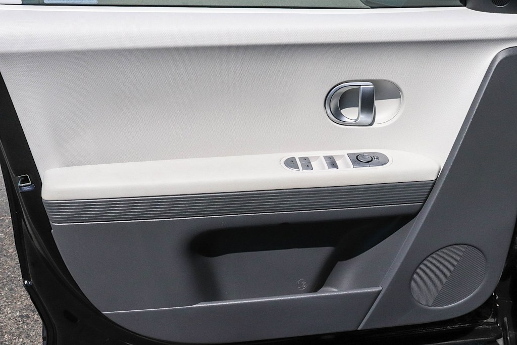 Thumbnail: 2024 Hyundai Ioniq 5 - 27