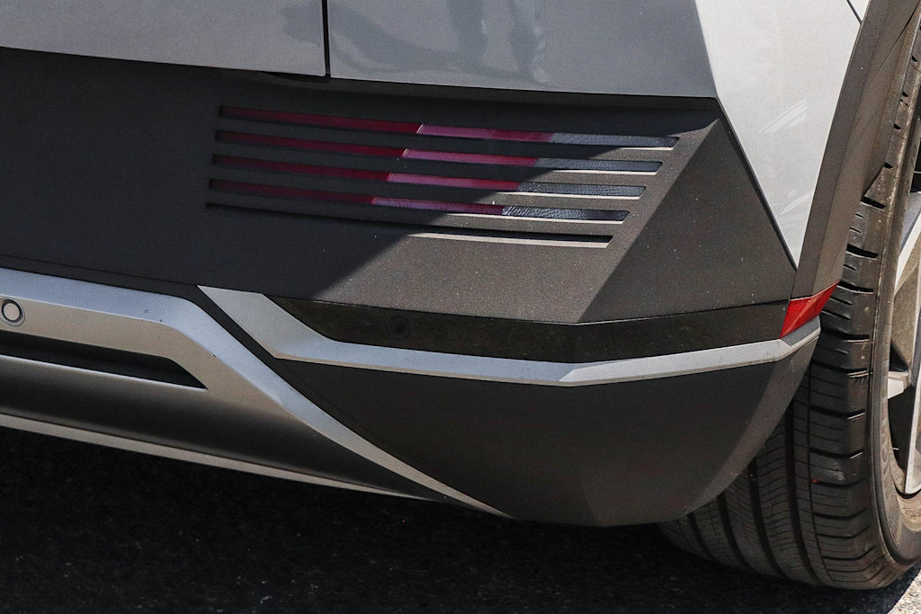 Thumbnail: 2024 Hyundai Ioniq 5 - 19