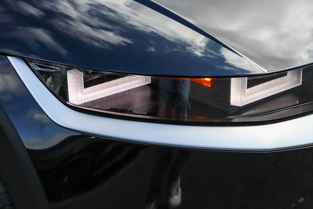 Thumbnail: 2024 Hyundai Ioniq 5 - 16