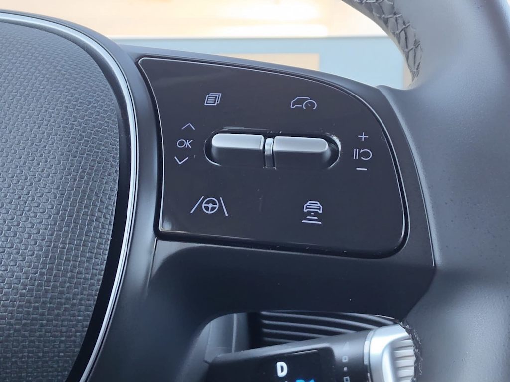 Thumbnail: 2024 Hyundai Ioniq 5 - 24