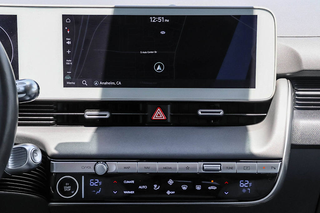 Thumbnail: 2023 Hyundai Ioniq 5 - 9