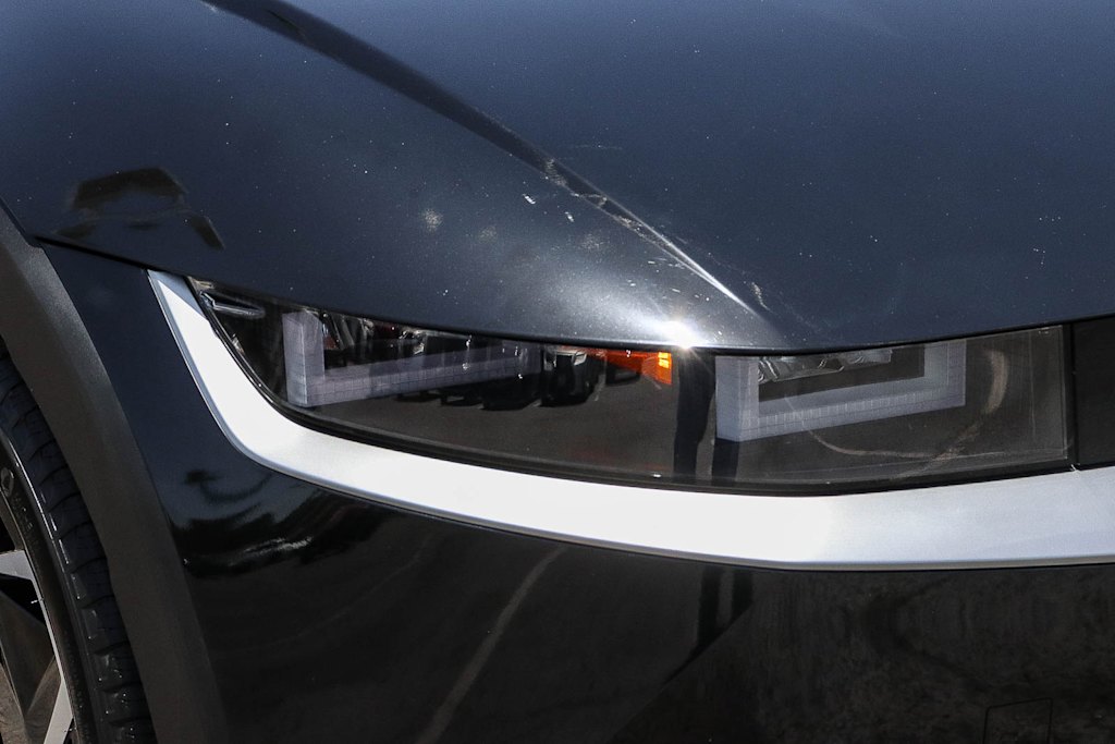 Thumbnail: 2023 Hyundai Ioniq 5 - 12