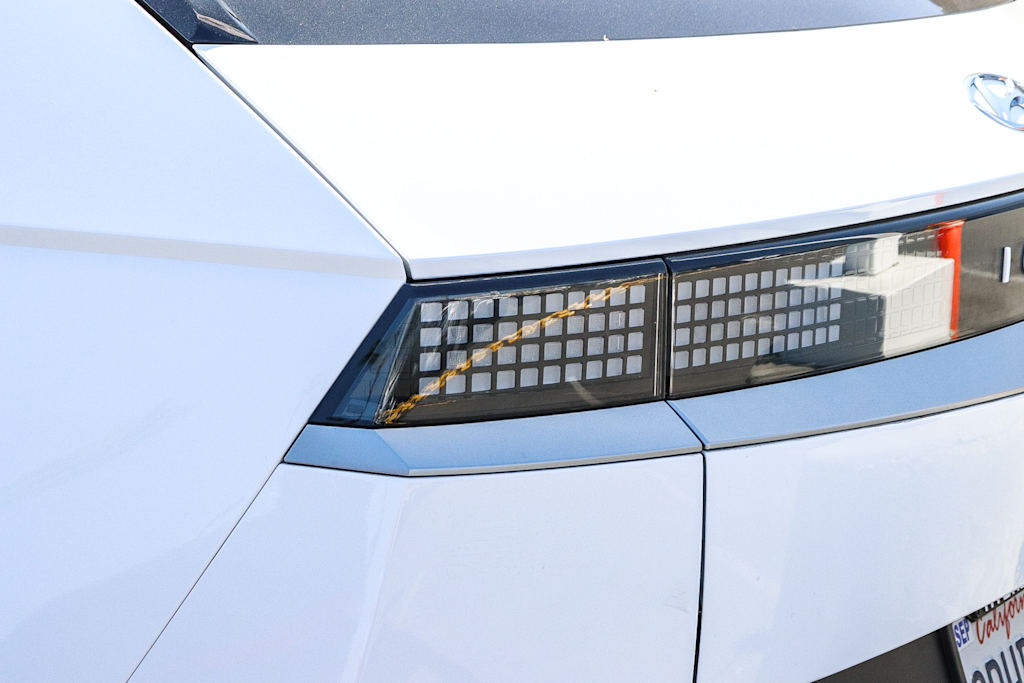 Thumbnail: 2024 Hyundai Ioniq 5 - 15