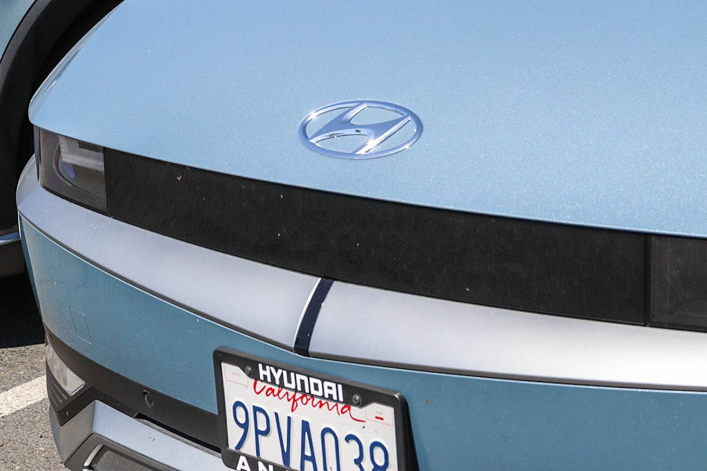 Thumbnail: 2024 Hyundai Ioniq 5 - 4