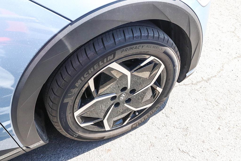 Thumbnail: 2024 Hyundai Ioniq 5 - 16