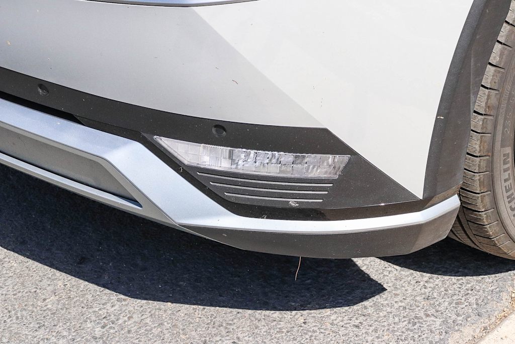 Thumbnail: 2024 Hyundai Ioniq 5 - 13