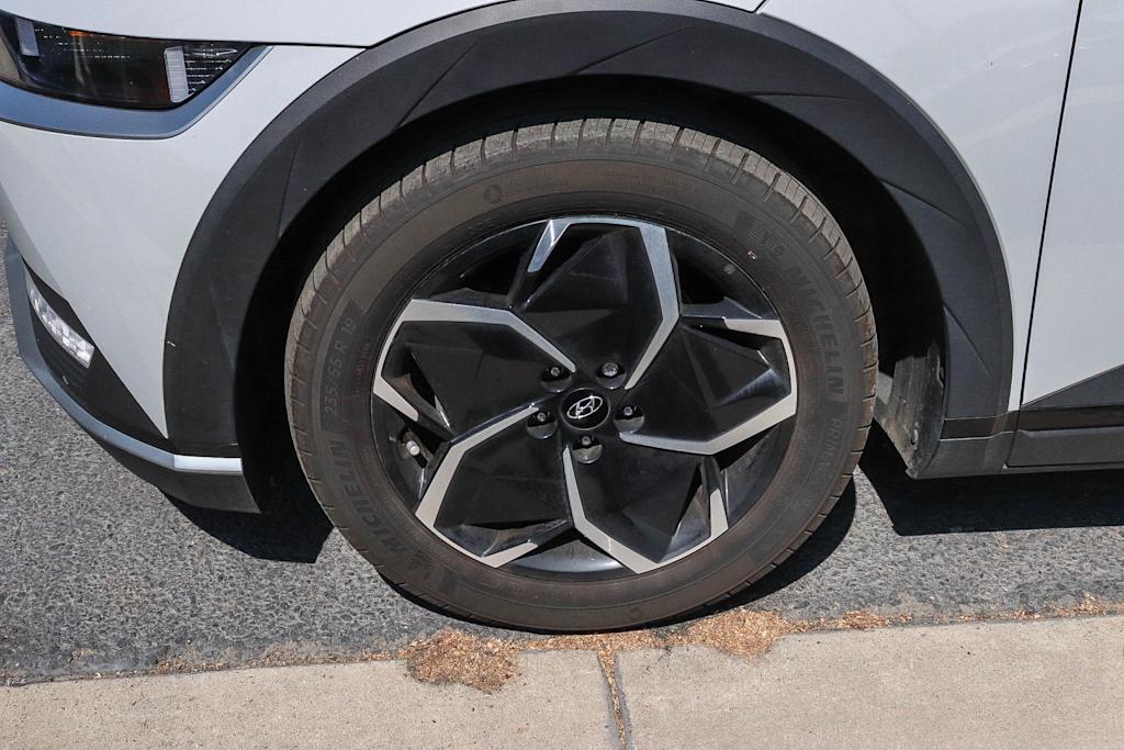 Thumbnail: 2024 Hyundai Ioniq 5 - 6