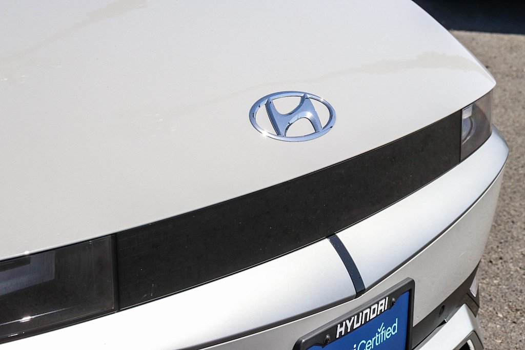 Thumbnail: 2024 Hyundai Ioniq 5 - 17