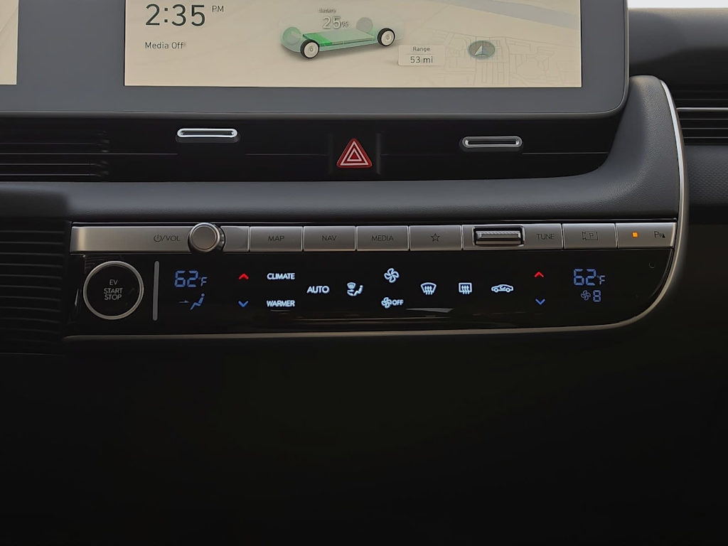 Thumbnail: 2024 Hyundai Ioniq 5 - 10