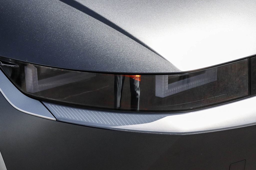 Thumbnail: 2023 Hyundai Ioniq 5 - 15