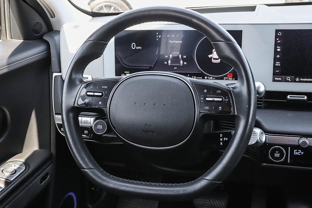 Thumbnail: 2023 Hyundai Ioniq 5 - 9