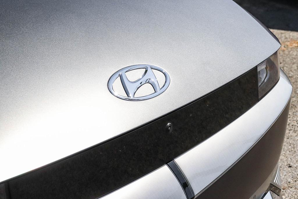 Thumbnail: 2023 Hyundai Ioniq 5 - 6