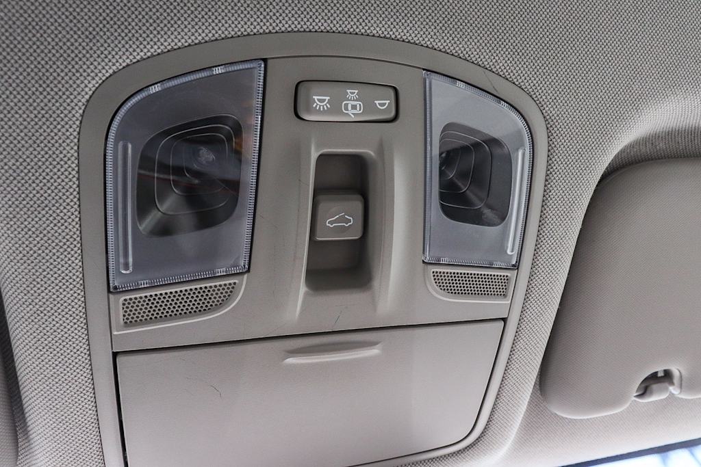 Thumbnail: 2019 Hyundai Ioniq - 29
