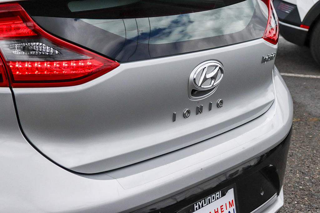Thumbnail: 2019 Hyundai Ioniq - 20