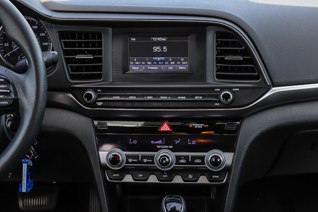 Thumbnail: 2020 Hyundai Elantra - 13