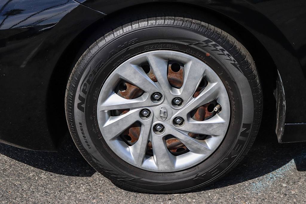 Thumbnail: 2020 Hyundai Elantra - 22