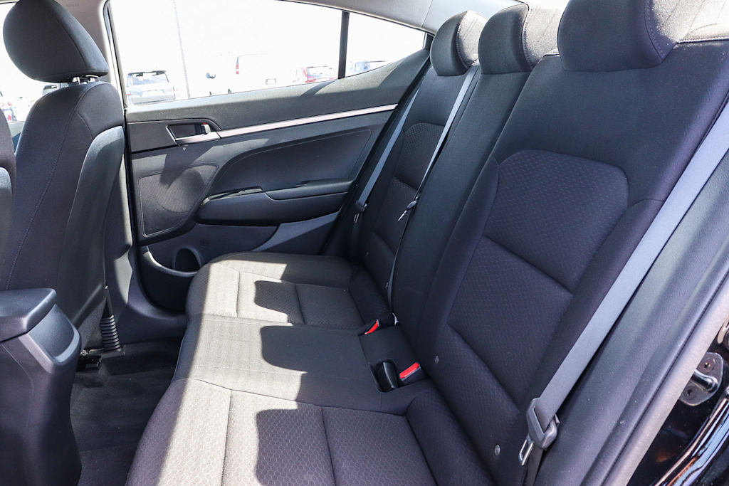 Thumbnail: 2020 Hyundai Elantra - 12