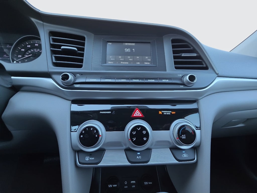Thumbnail: 2019 Hyundai Elantra - 6