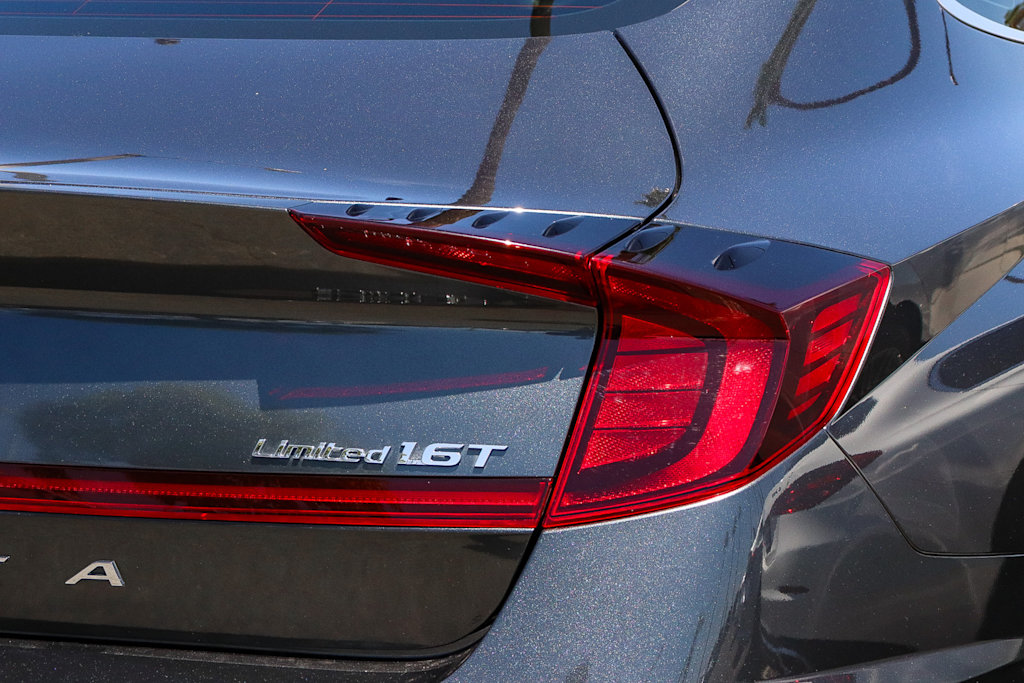 Thumbnail: 2023 Hyundai Sonata - 18