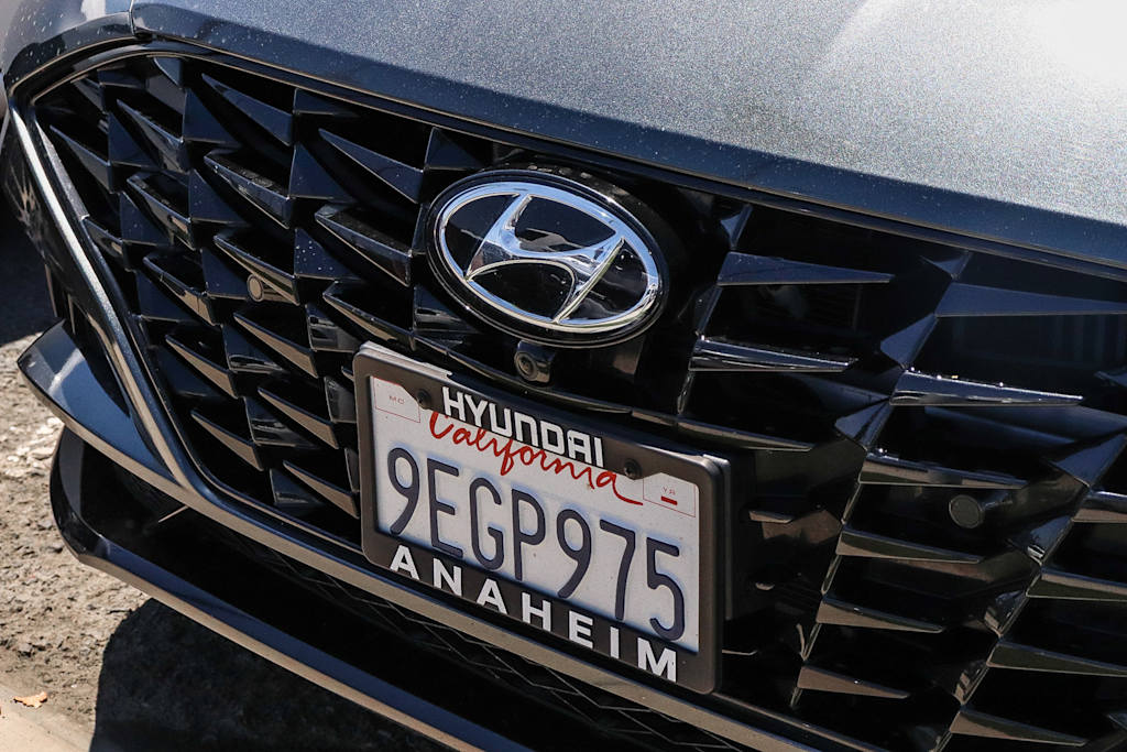 Thumbnail: 2023 Hyundai Sonata - 6