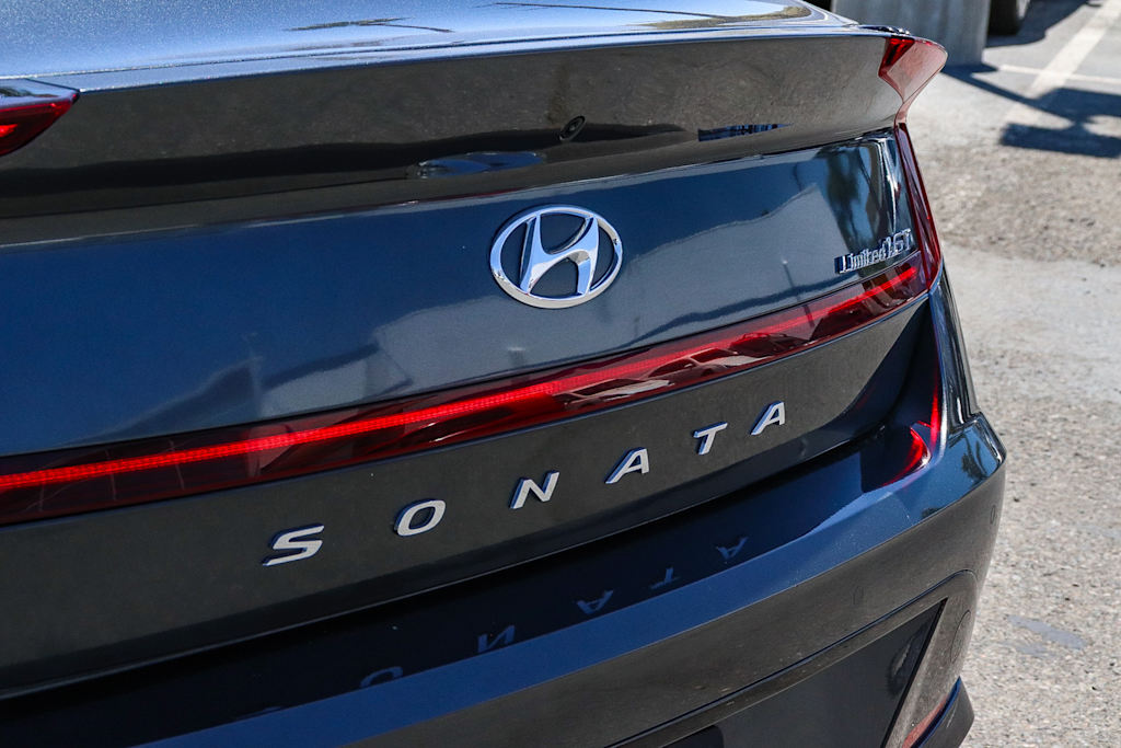 Thumbnail: 2023 Hyundai Sonata - 21