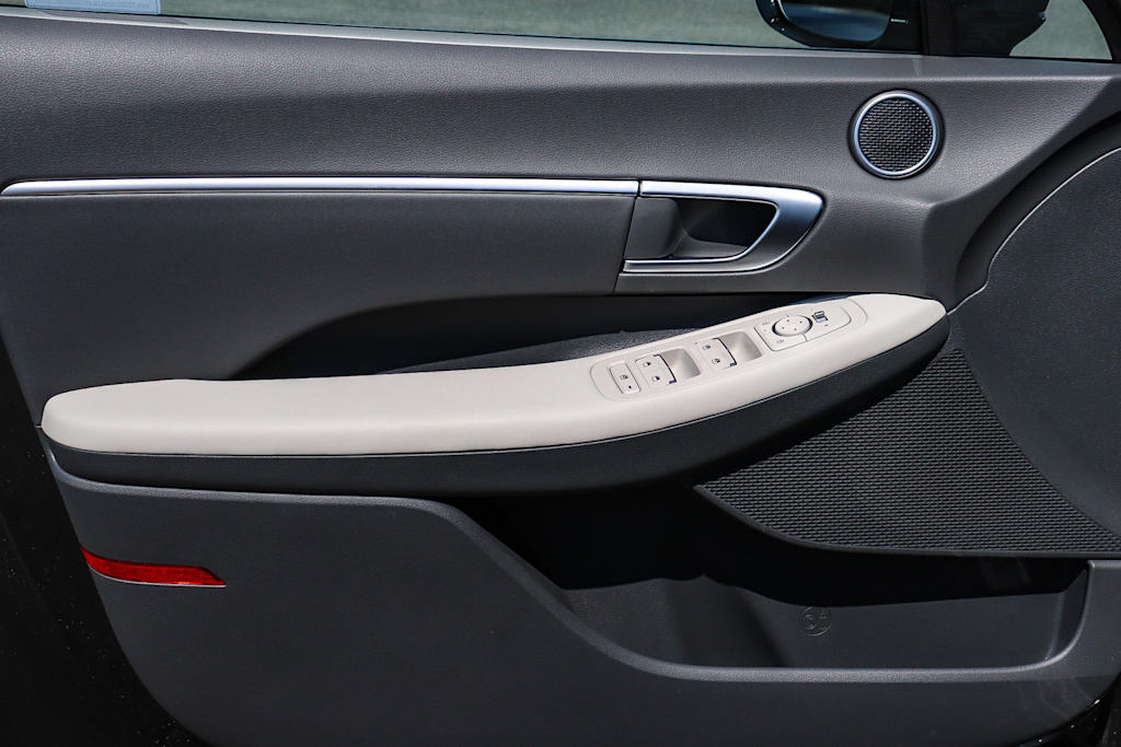Thumbnail: 2026 Hyundai Sonata - 27