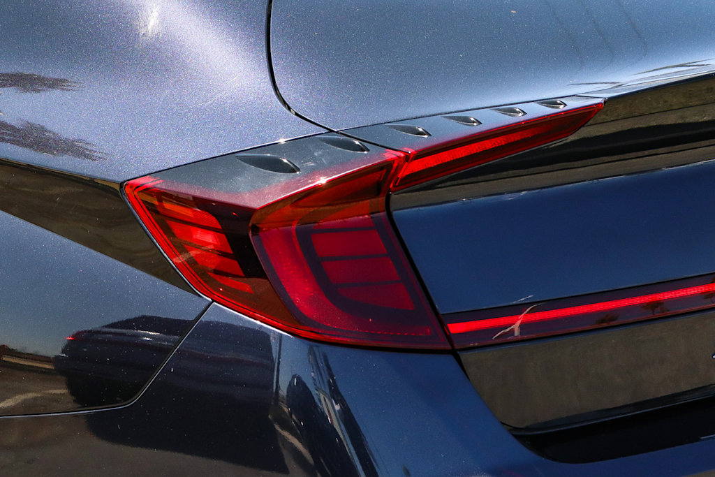 Thumbnail: 2021 Hyundai Sonata - 20