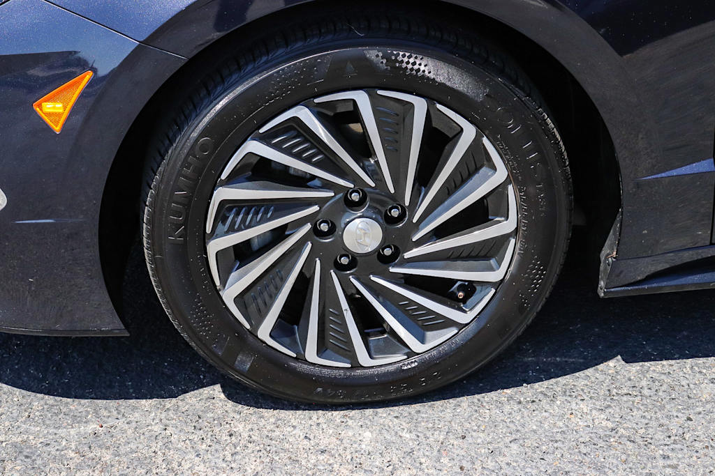 Thumbnail: 2021 Hyundai Sonata - 22