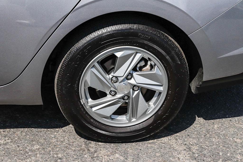 Thumbnail: 2025 Hyundai Elantra - 6