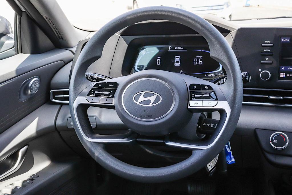 Thumbnail: 2025 Hyundai Elantra - 8