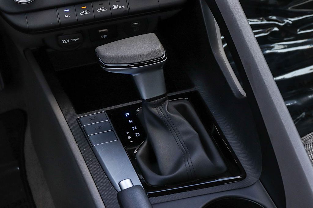 Thumbnail: 2025 Hyundai Elantra - 13