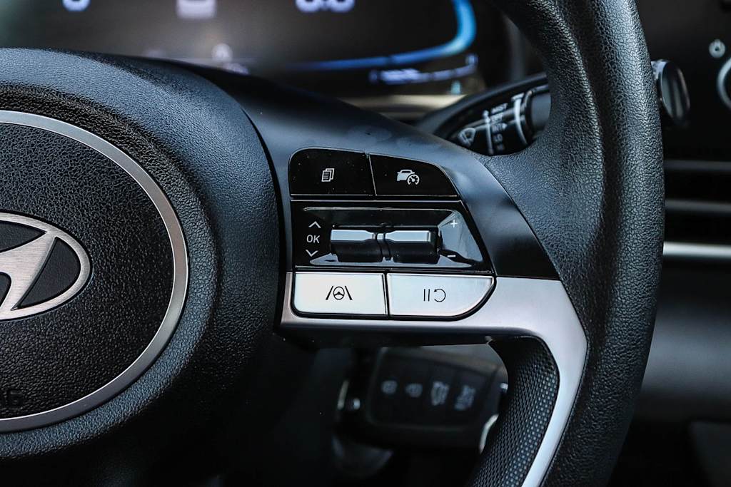Thumbnail: 2024 Hyundai Elantra - 21