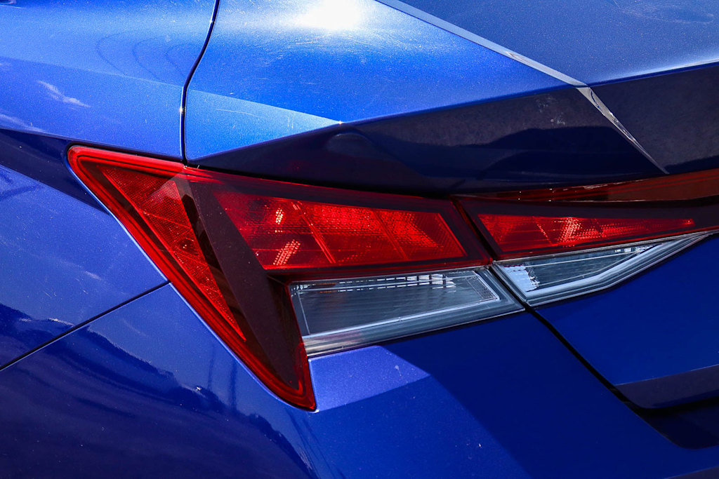 Thumbnail: 2022 Hyundai Elantra - 20
