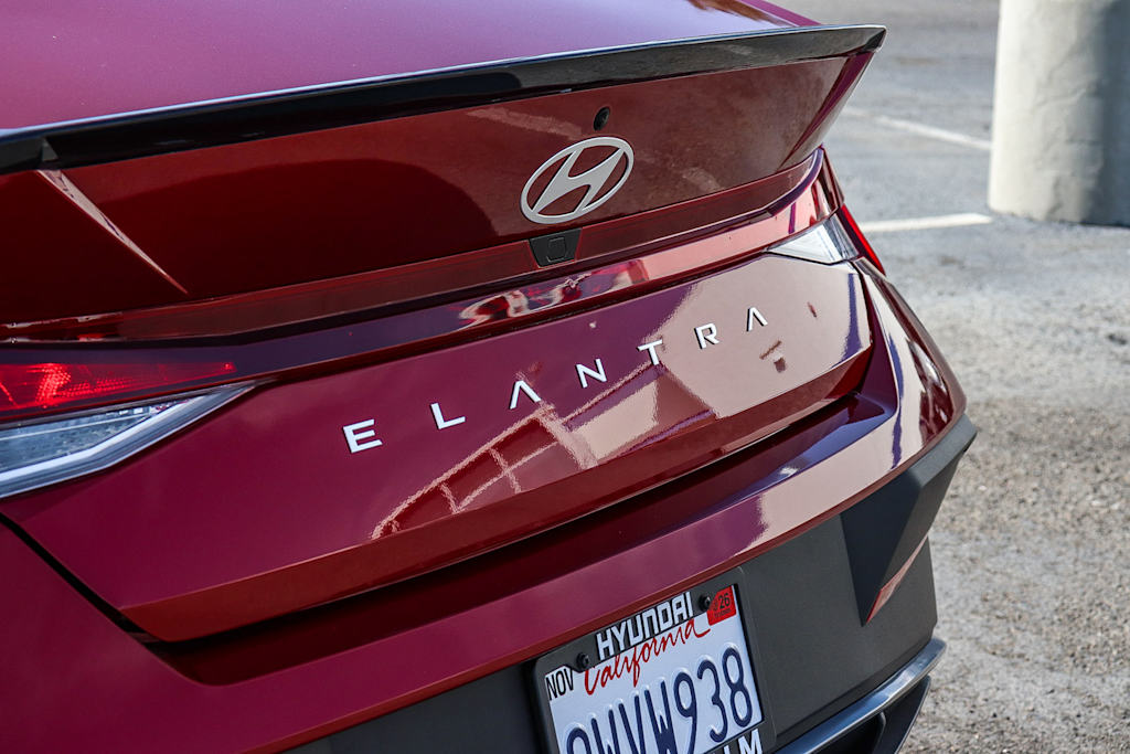 Thumbnail: 2025 Hyundai Elantra - 20
