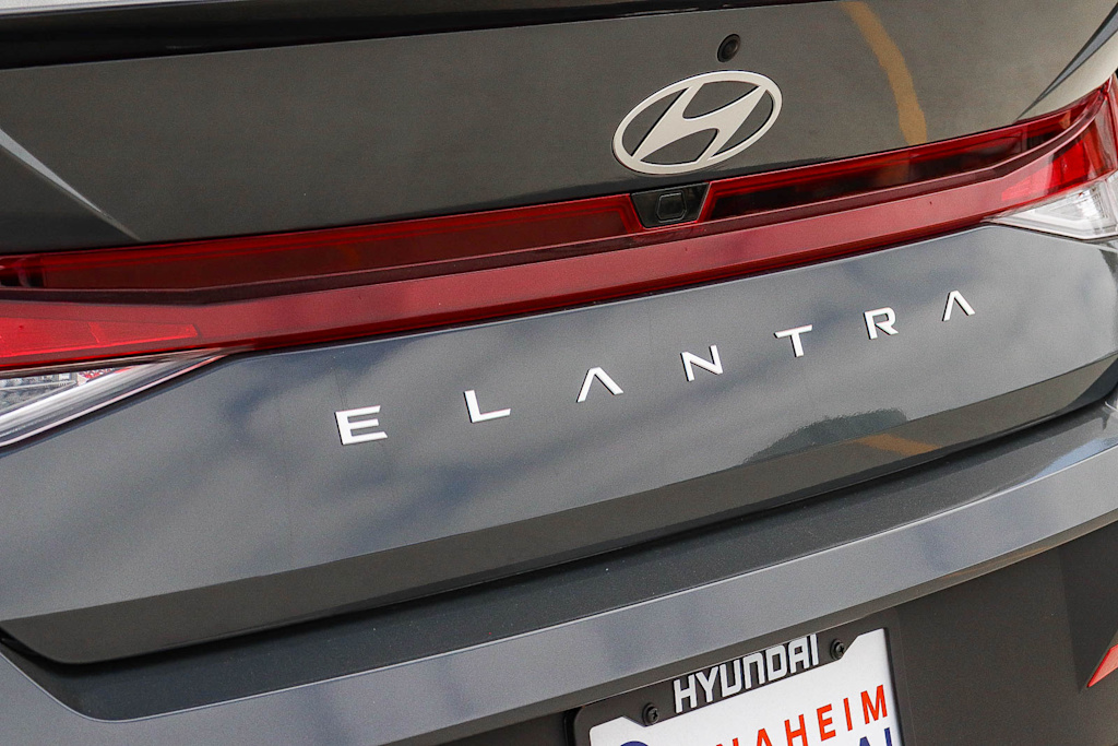 Thumbnail: 2026 Hyundai Elantra - 21