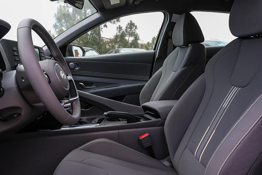 Thumbnail: 2026 Hyundai Elantra - 11