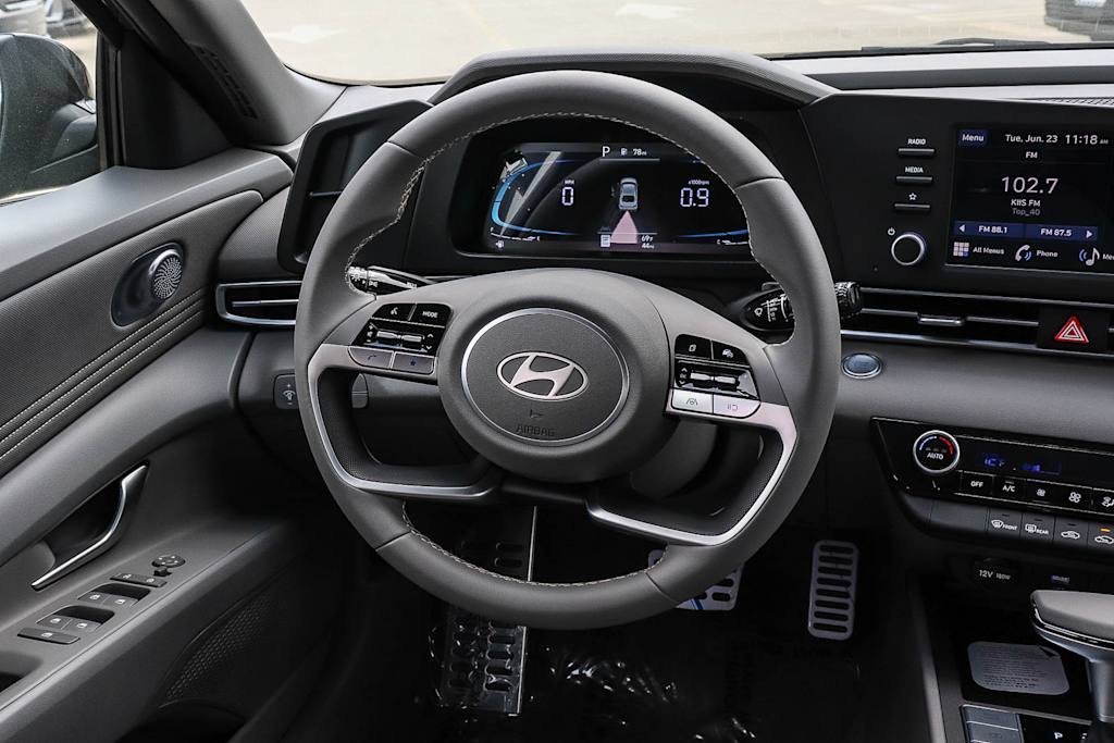 Thumbnail: 2026 Hyundai Elantra - 9