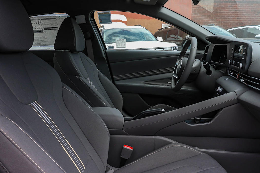 Thumbnail: 2026 Hyundai Elantra - 10
