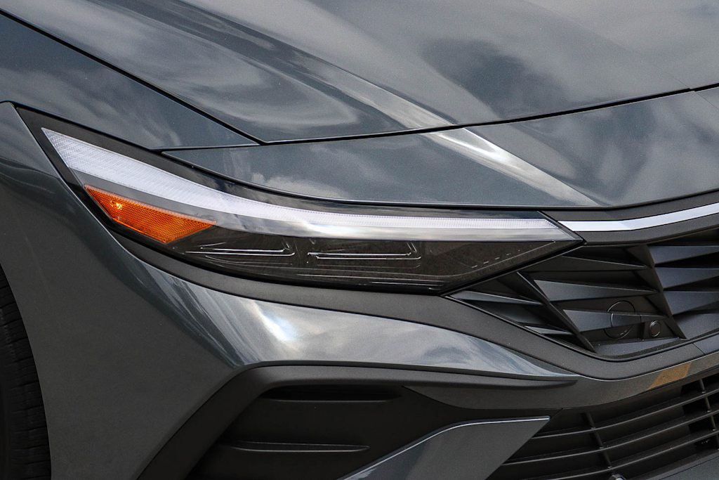 Thumbnail: 2026 Hyundai Elantra - 18