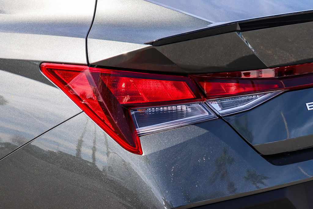 Thumbnail: 2026 Hyundai Elantra - 19