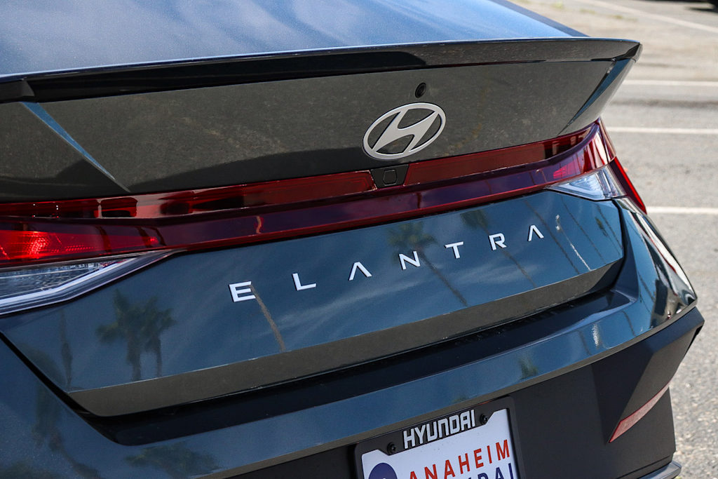 Thumbnail: 2026 Hyundai Elantra - 6