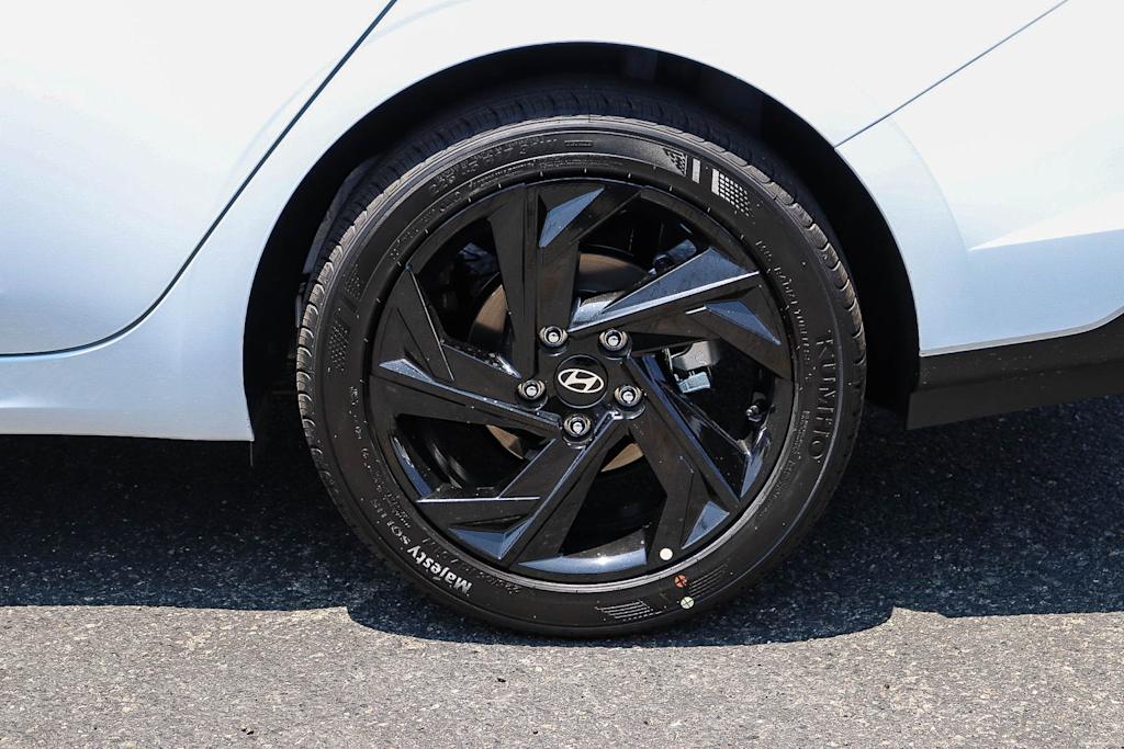 Thumbnail: 2026 Hyundai Elantra - 6