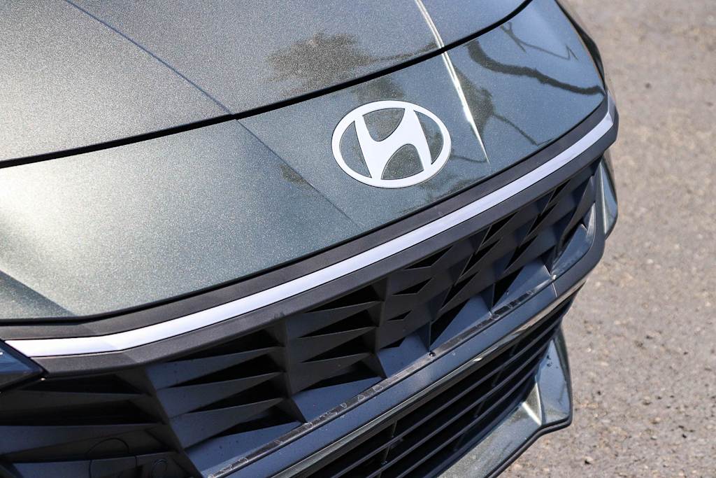 Thumbnail: 2026 Hyundai Elantra - 18