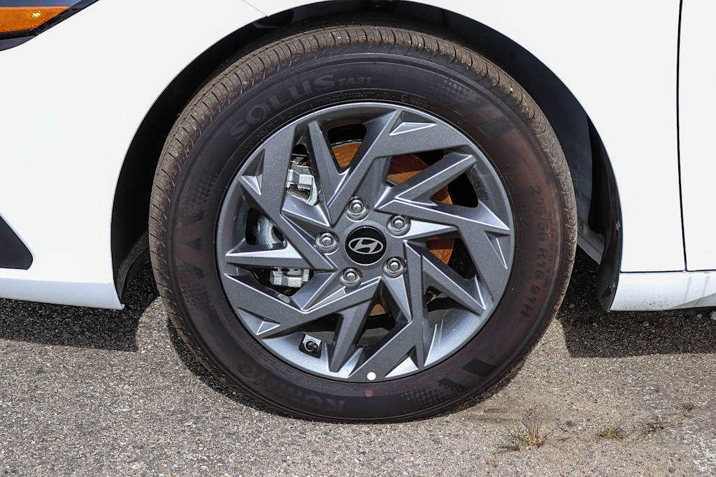 Thumbnail: 2026 Hyundai Elantra - 22
