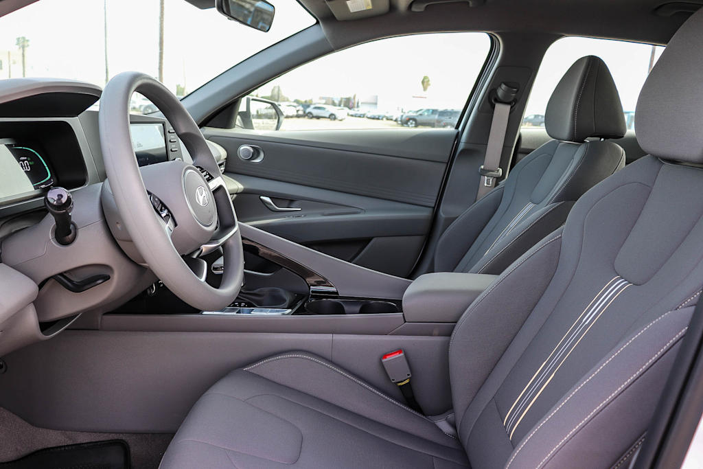 Thumbnail: 2026 Hyundai Elantra - 9