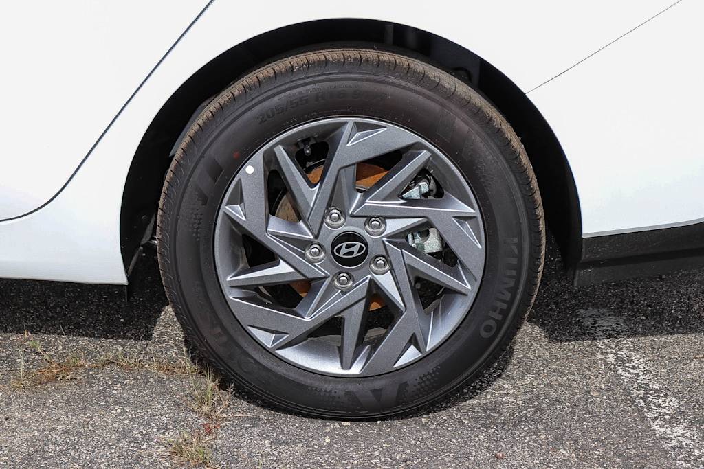Thumbnail: 2026 Hyundai Elantra - 5